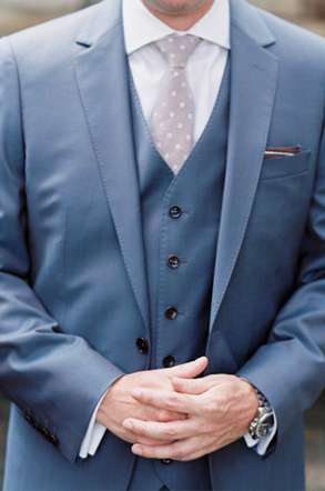 Conseil - Comment s'habiller à un mariage quand ce n'est pas le votre - The Men Times par Faubourg Saint Sulpice - Photo: Vicki Grafton Photography Conseil - Comment s'habiller à un mariage quand ce n'est pas le votre - The Men Times par Faubourg Saint Sulpice - Photo: Vicki Grafton Photography