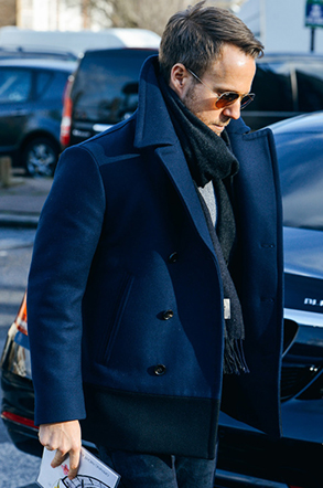 Conseil - Le voyage d'affaires - The Men Times par Faubourg Saint Sulpice - Photo: Tommy Ton via Billy George