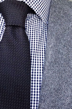 Tendance - Oser la cravate en tricot - The Men Times par Faubourg Saint Sulpice - Herringbone
