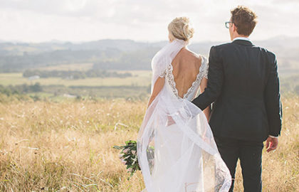 Mariage champêtre - The Men Times par Faubourg Saint Sulpice - Photo: Coralee Stone