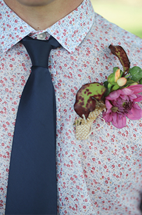 Mariage champêtre - The Men Times par Faubourg Saint Sulpice - Photo: Greta Kenyon Of Vela Images