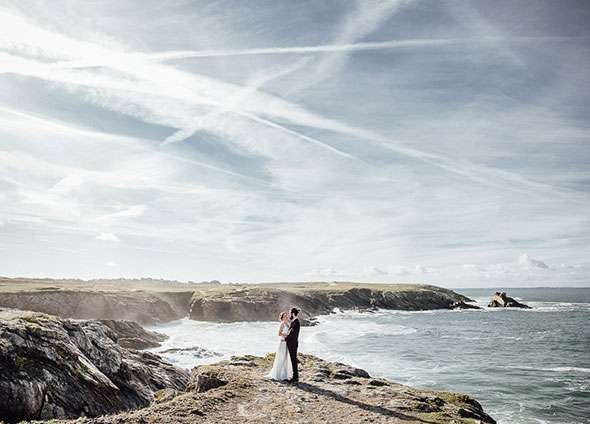 8 les maries au bord de mer