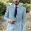costume sur mesure mariage dépareillé bleu clair et rose