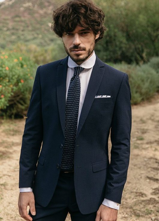 Look_4_Virtuose costume sur mesure deux pièces bleu marine en seersucker