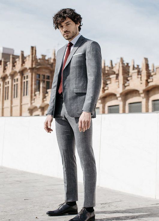 costume sur mesure gris tailleur faubourg saint sulpice paris motifs carreaux fenêtres