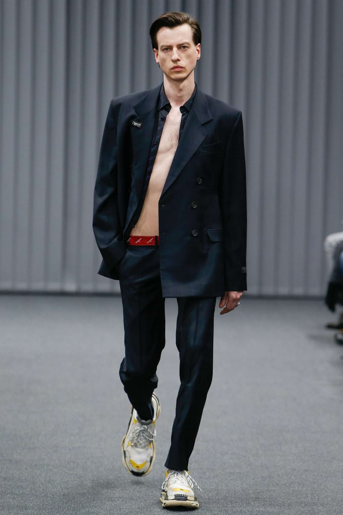 costume big suit oversize men homme tendance style balenciaga