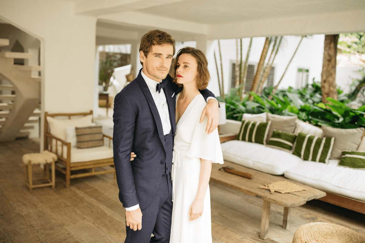 Couple mariés smoking